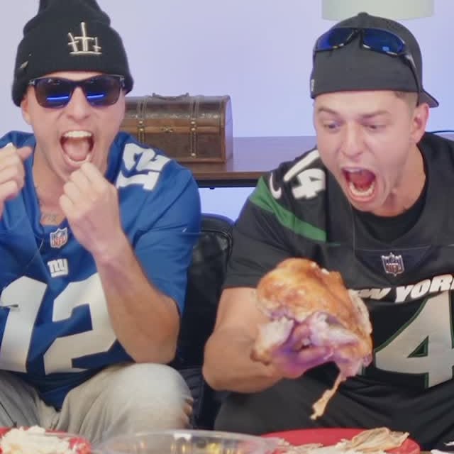 Happy Turkey Day, especially to NY football fans🦃🏈🤣
